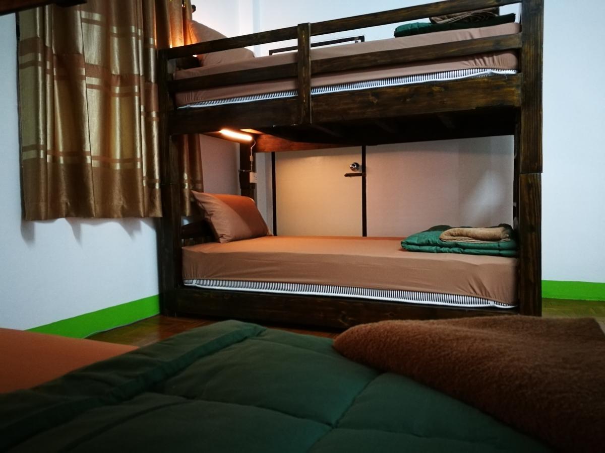 Stay With Jame Hostel Chiang Mai Buitenkant foto